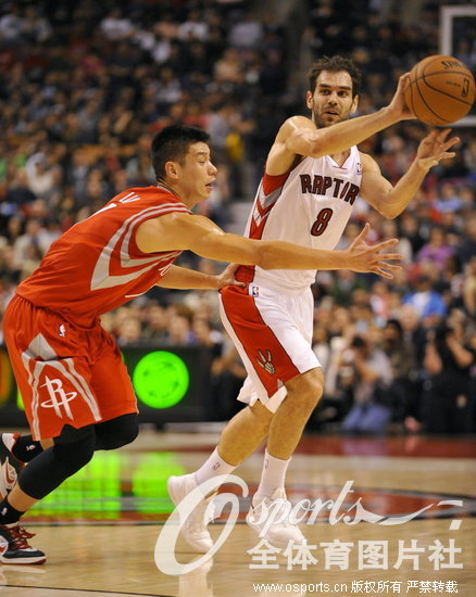  戈贝尔防守统治力显现森林狼客场力擒快船