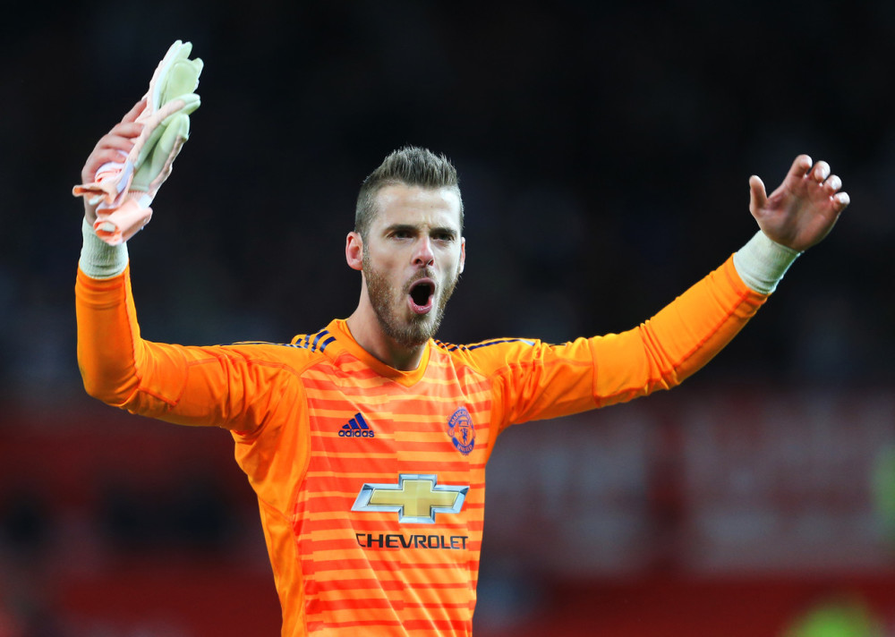  国际米兰锋线双星联袂建功，蓝黑军团登顶积分榜