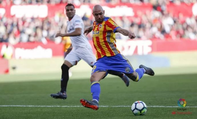  佛罗伦萨主场落败，意甲中游球队陷入困境